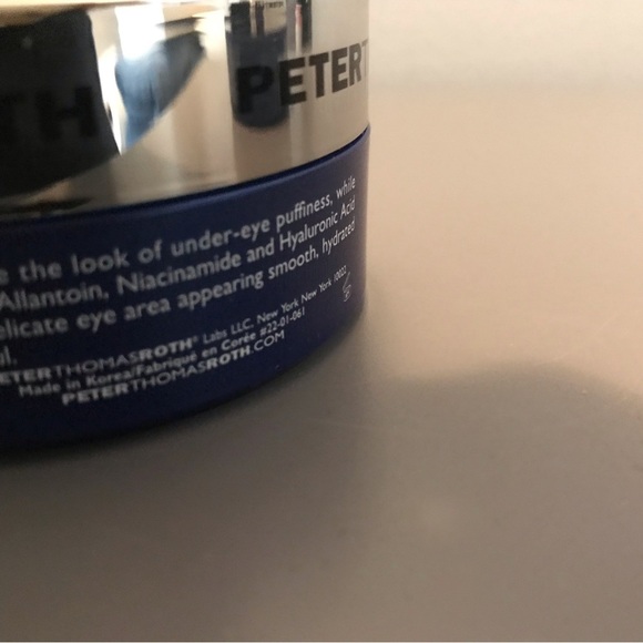 Peter Thomas Roth Moisturizer & Hydra-Gel Eye Patches 3 Piece Set. - Picture 4 of 8